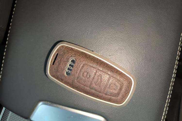 Used Audi A6L 2019 40 TFSI Luxury Dynamic Model Vehicle Key