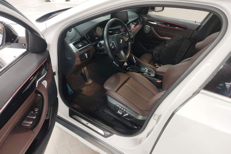 Used BMW X2 2021 sDrive25i Leading Model M Off-Road Package Driver Seat