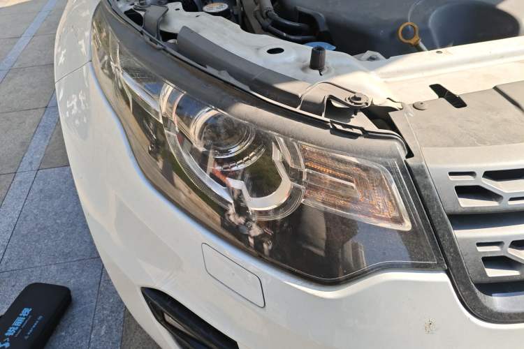 Used Land Rover Discovery Sport 2018 240 PS SE Version