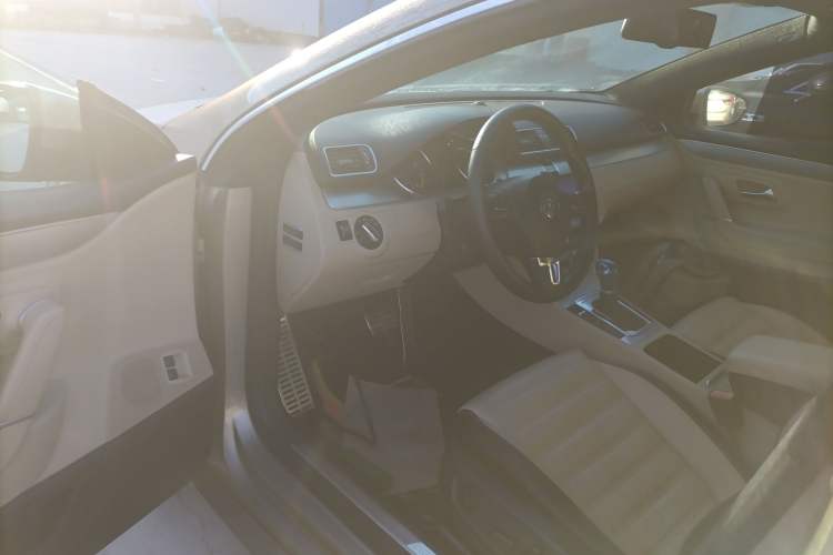 Used Volkswagen FAW-Volkswagen CC 2016 1.8TSI Prestige Model