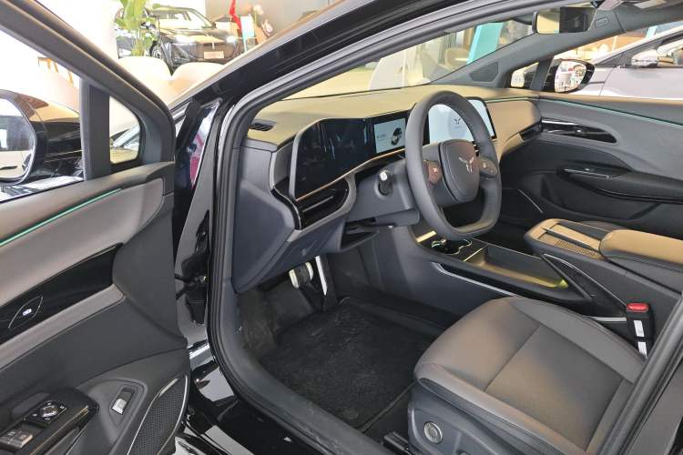 Used Hongqi EH7 2025 600 Smart Selection Edition