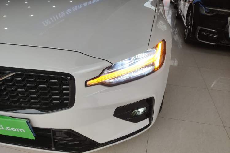Used Volvo S60 2025 B5 Zhiya Sport Edition