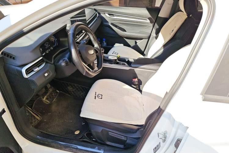 Used Geely Auto Emgrand 2025 4th Generation 1.5L CVT Longteng Edition Left Front Seat