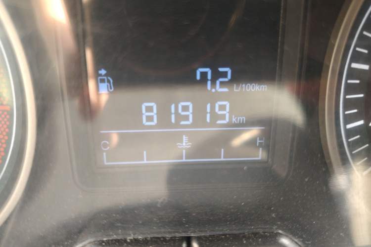 Used FORTHING Joyear X3 2014 1.5L Deluxe Edition Odometer Close Up