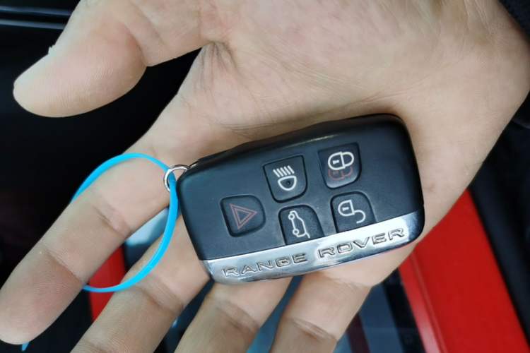 Used Land Rover Range Velar 2020 P250 Interior 1