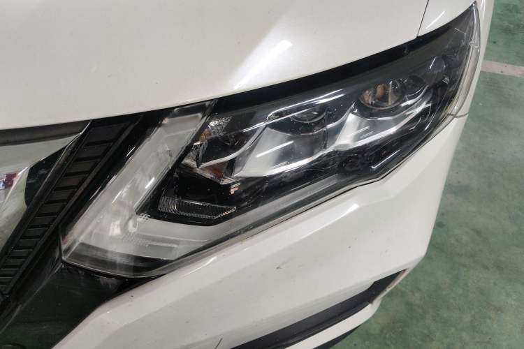 Used Nissan X-Trail 2020 2.5L XL ITS CVT 4WD Deluxe Navigation Edition Left Front Headlight
