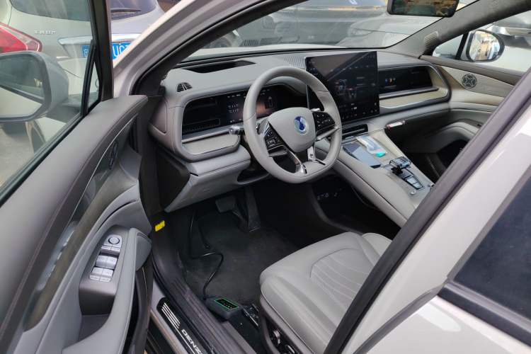 Used Denza N7 2024 630 All-Wheel Drive Intelligent Driving Ultra Version
