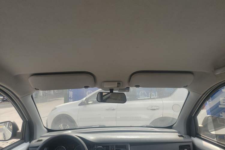 Used Wuling Rongguang V 2016 1.2L Practical Model Non-Power-Assisted
