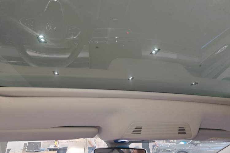 Used Volkswagen ID.7 VIZZION 2024 AIR model