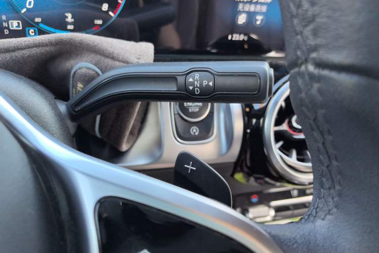 Used Mercedes-Benz GLB 2023 GLB 220 Sport Edition Gear Lever