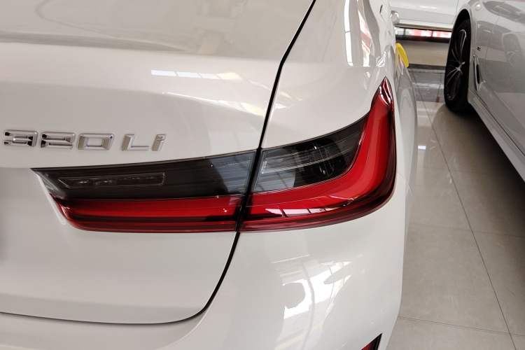 Used BMW 3 Series 2024 320Li M Sport Package Right Rear Taillight