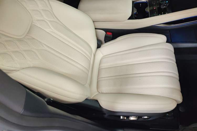 Used BYD Song L EV 2024 550 km Excellence Version