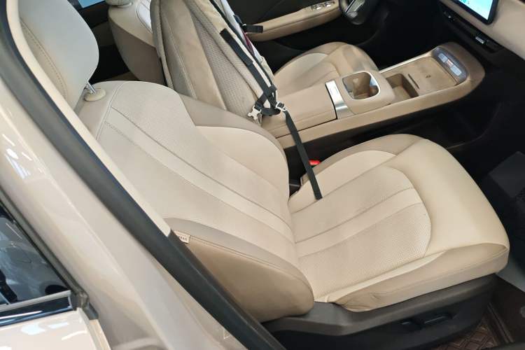 Used MG ES5 2025 525max Rear-Drive Intelligent Driving Version
