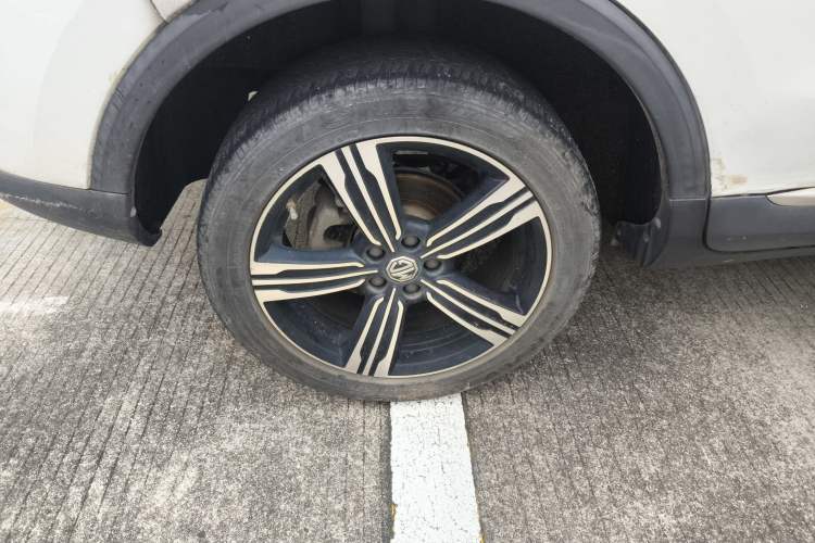 Used MG ZS 2018 1.5L Automatic Luxury Edition China V Standard Exterior 4