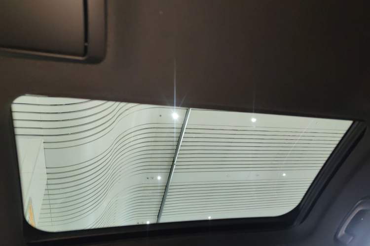 Used BMW 5 Series New Energy 2022 Revised Version 3 535Le Pioneer Edition M Sport Package Headliner