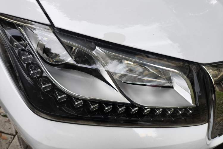 Used Haval H2 2016 Red Label 1.5T Automatic Two-Wheel Drive Elite Model
