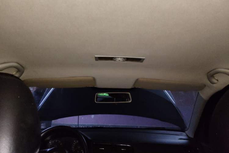 Used Volkswagen Lavida 2013 Revised Classic 1.6L Automatic Fashion Edition