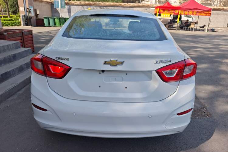Used Chevrolet Cruze 2017 1.5L Automatic Pioneer Sunroof Edition Rear
