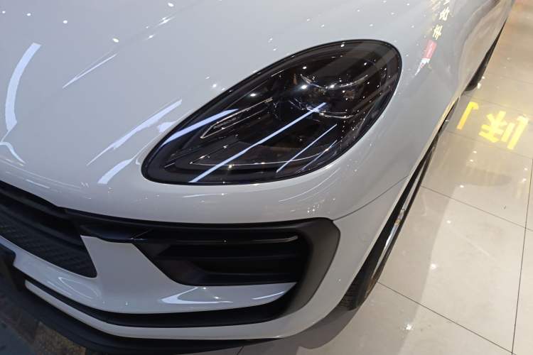 Used Porsche Macan 2023 Macan 2.0T