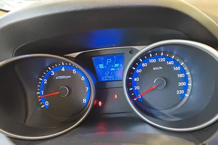 Used Hyundai ix35 2015 2.0L Automatic 2WD Smart Version China V Standard
