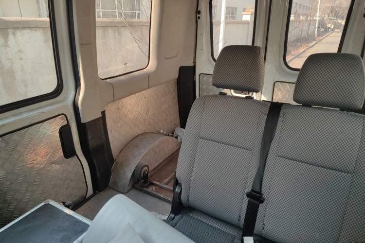 Used Iveco Eurocargo 2020 2.3T Manual Super-Rui Short Wheelbase High Roof High-Performance F1A
