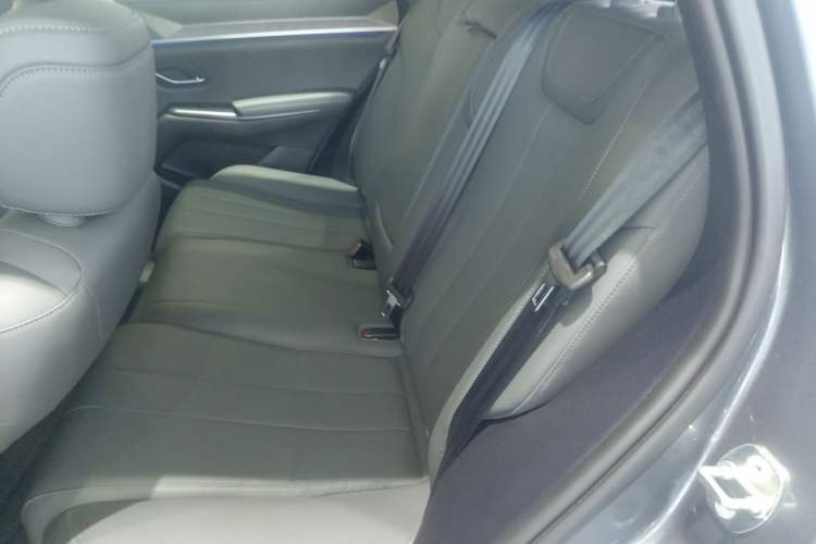 Used BYD Song Pro New Energy 2025 Second-Generation Intelligent Driving Version DM-i 115KM Excellence Edition Left Rear Seat