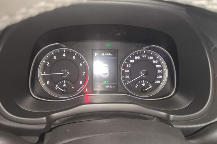 Used Hyundai ENCINO 2018 1.6T Dual-Clutch Zhilian Edition China V Standard