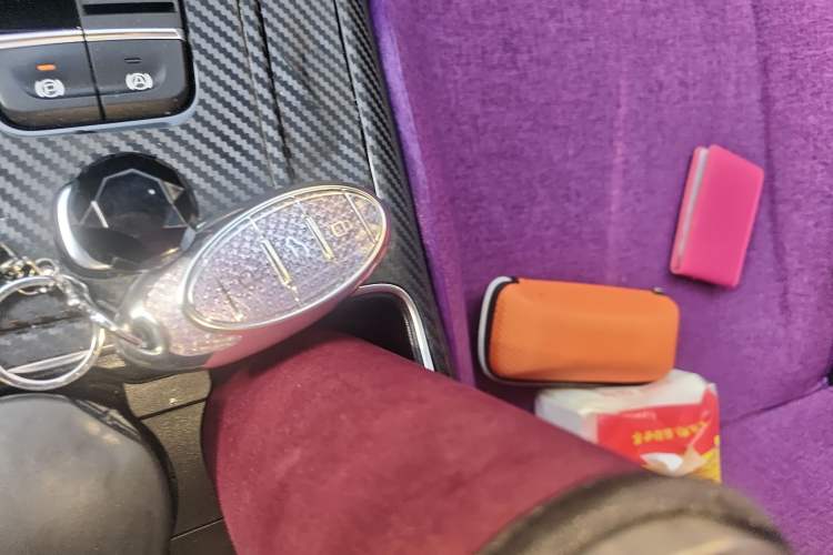 Used Bestune T77 2023 1.5T Automatic Luxury Model Vehicle Key