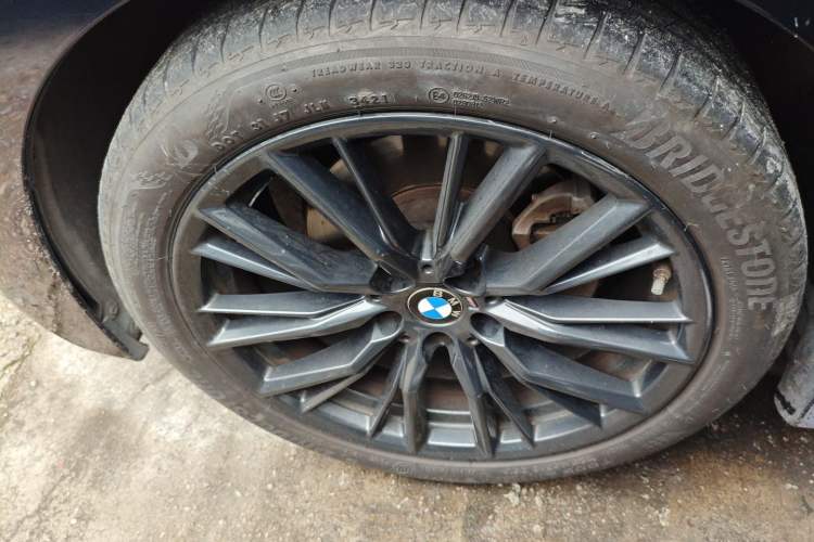 Used BMW 3 Series 2021 325Li M Sport Shadowline Package