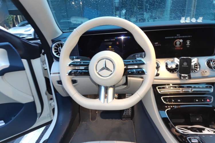 Used Mercedes-Benz E-Class 2023-Year Restyled E 260 Coupe