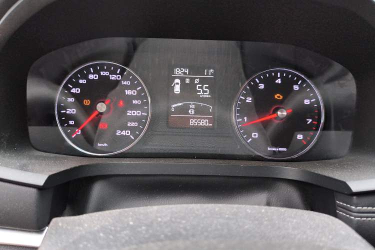Used Roewe i6 2017 20T Manual Luxury Edition
