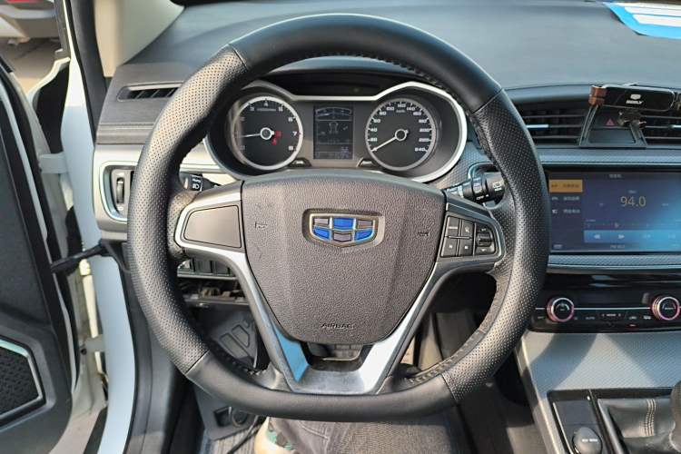 Used Geely Auto Emgrand GS 2016 Sports Edition 1.8L Manual LingShang Model Steering Wheel