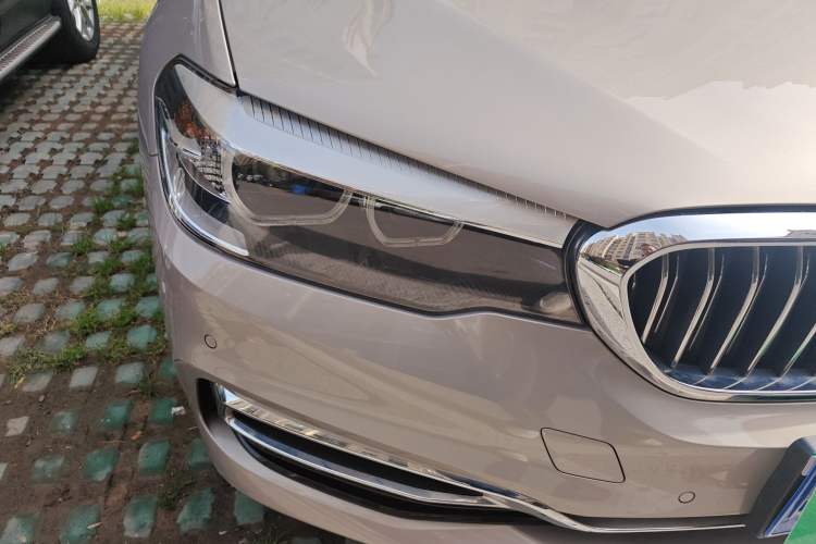 Used BMW 5 Series 2018 530Li Leading Edition Luxury Package
