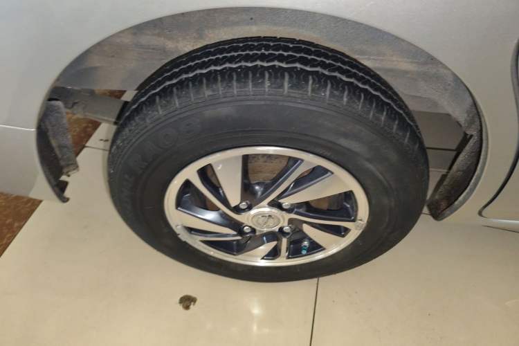 Used Nissan NV200 2018 1.6L CVT Luxury Model Exterior 5