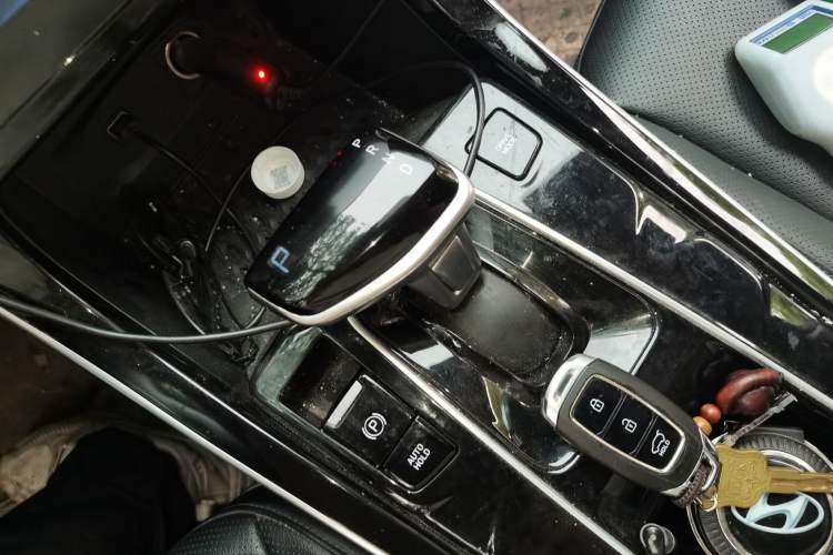 Used Hyundai ix25 2020 1.5L CVT DLX Prestige Version Gear Lever