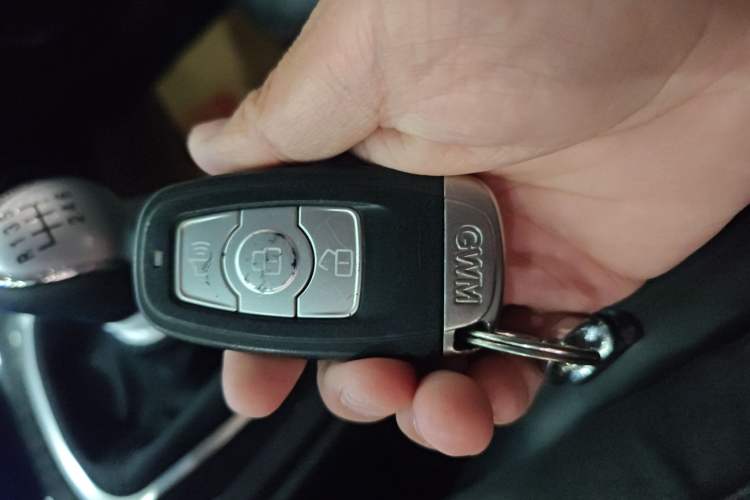 Used Haval H6 2015 Upgraded Model 1.5T Manual Two-Wheel Drive Elite Version Vehicle Key