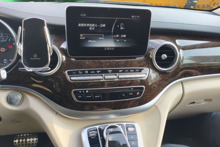 Used Mercedes-Benz V-Class 2016 V 260 L Prestige Extended Edition