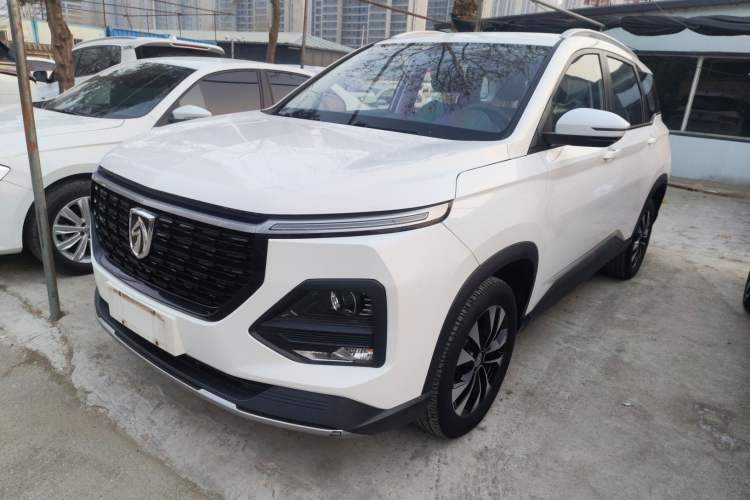 Used Baojun 530 2021 Global Car Anniversary Edition 1.5T Manual Luxury Model 5 Seats