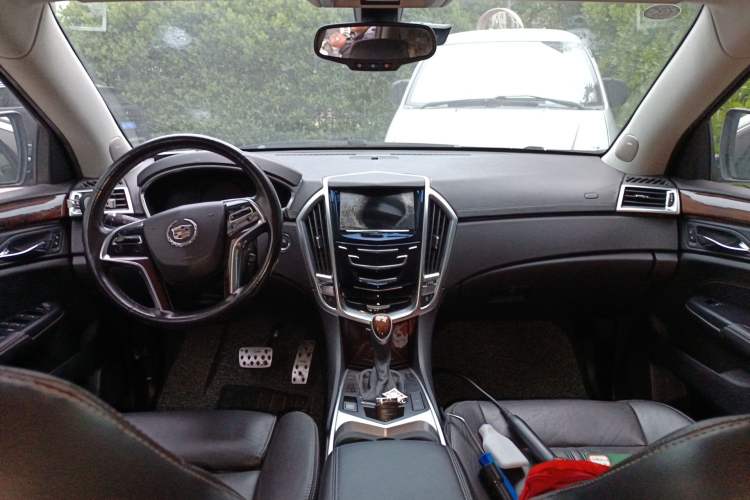 Used Cadillac SRX 2013 3.0L Elite Model
