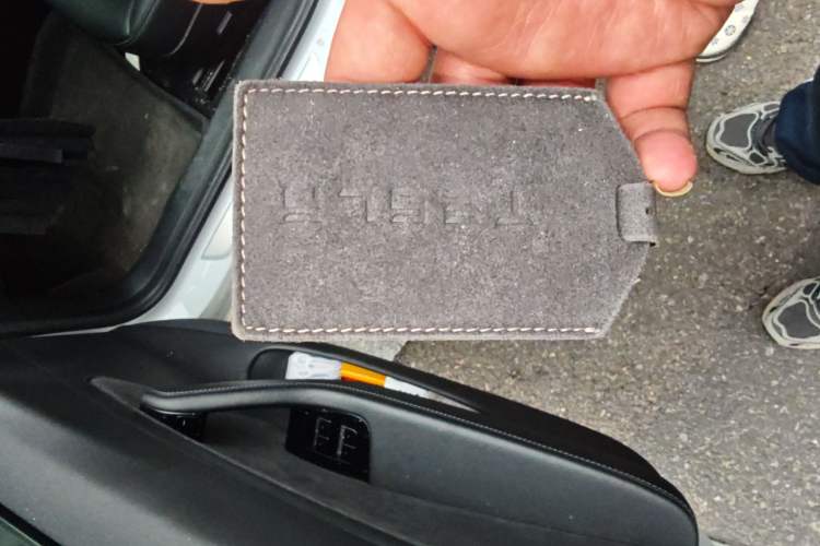 Used Tesla Model 3 2019 Standard Range Rear-Wheel Drive Upgraded Version (60 kWh)
