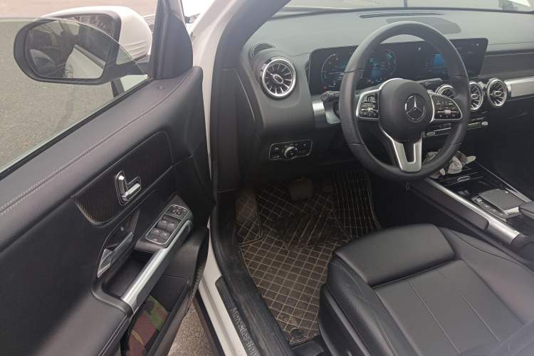 Used Mercedes-Benz GLB 2020 Updated GLB 200 Dynamic Edition