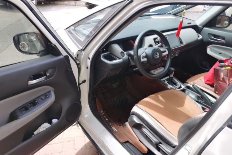 Used Honda LIFE 2021 1.5L CVT CRO-S Fun Edition Driver Seat