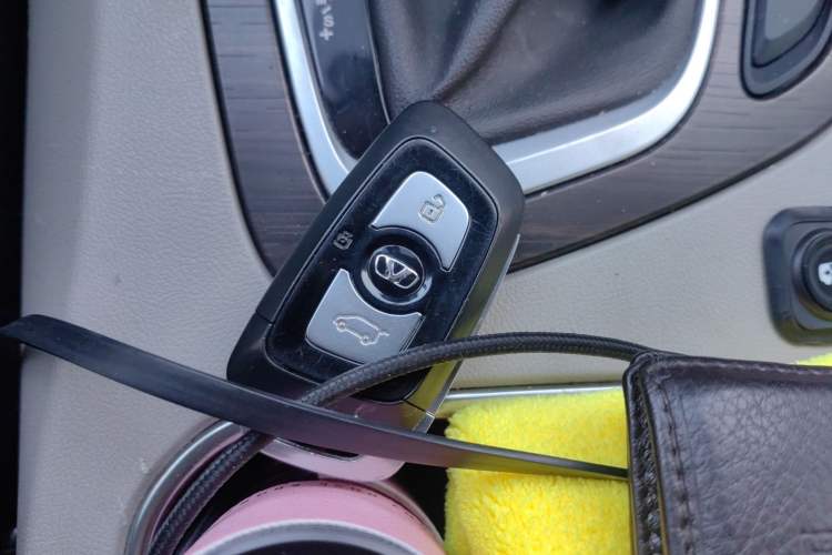 Used Huasong 7 2017 2.0T Automatic Elite Edition