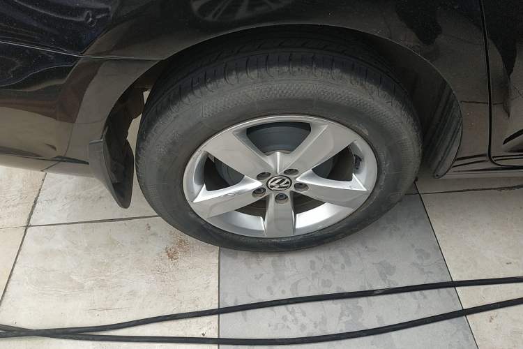 Used Volkswagen Santana 2013 1.6L Automatic Comfort Edition
