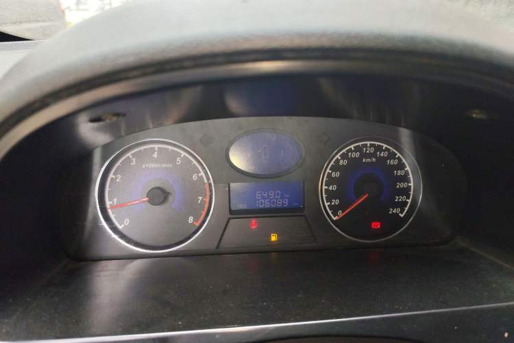 Used Geely Auto Classic Emgrand 2013 Hatchback 1.5L Manual Entry-Level Model