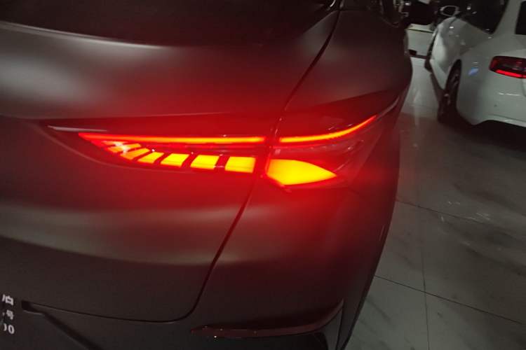 Used CHANGAN UNI-T 2022 1.5T Prestige Version Right Rear Taillight