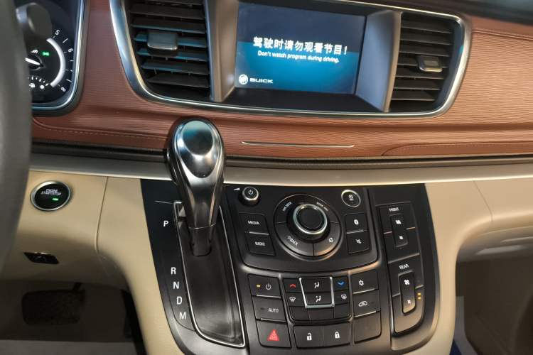 Used Buick GL8 2017 25S Comfort Version China V Standard