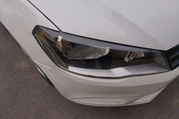 Used Volkswagen Jetta 2015 Zhuihui Edition 1.4L Manual Fashion Model