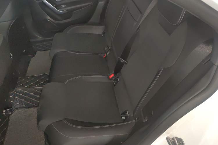 Used Mercedes-Benz A-Class 2022 Second Facelift A 200 L Sport Sedan Fashion Version