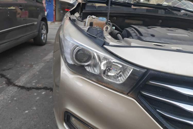 Used GAC Trumpchi GA3S Vision 2014 1.6L Automatic Luxury ESP Version
